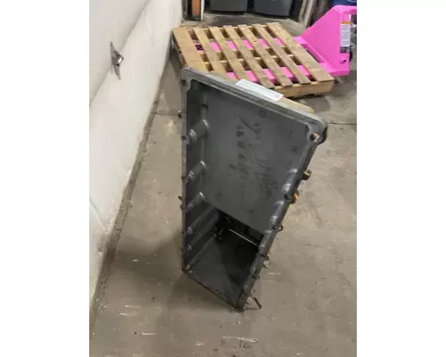 CAT  Oil Pan
