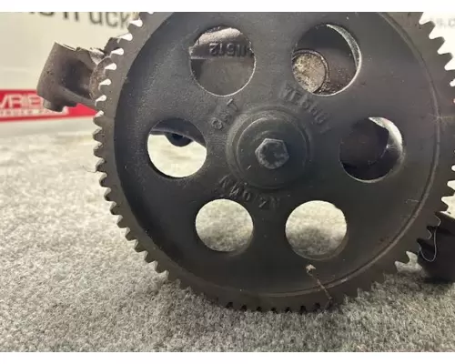 CAT  Oil Pump