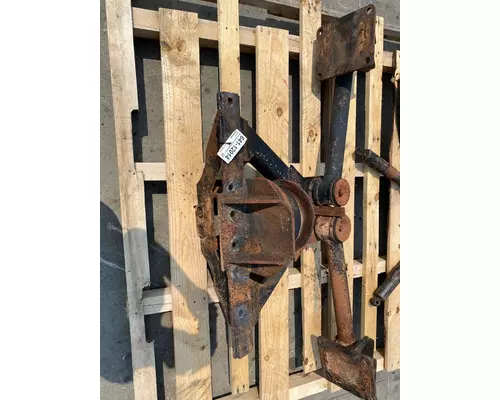 CHALMERS 40,000 Camelback Suspension