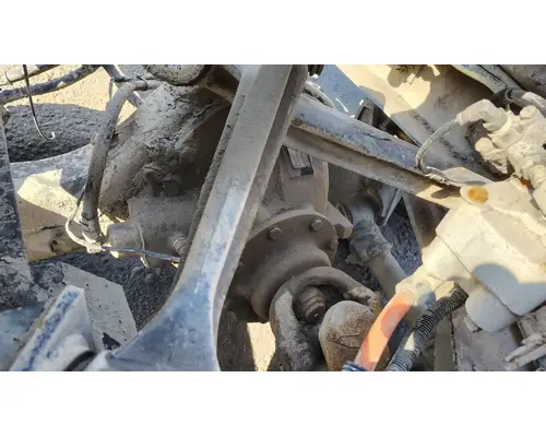 CHALMERS 800 Series Cutoff Tandem Axle