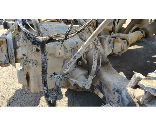 CHALMERS 800 Series Cutoff Tandem Axle