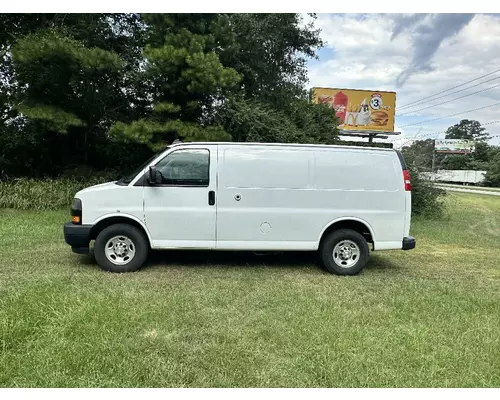 CHEVROLET 2500 EXPRESS Complete Vehicle