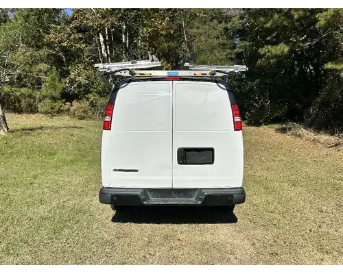 CHEVROLET 2500 EXPRESS Complete Vehicle