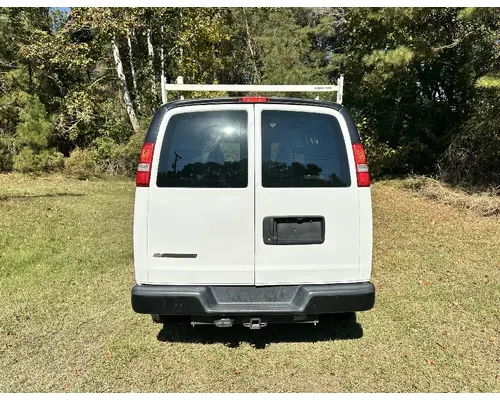 CHEVROLET 2500 EXPRESS Complete Vehicle