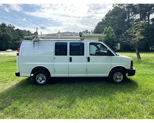 CHEVROLET 2500 EXPRESS Complete Vehicle