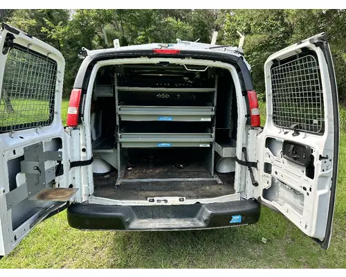 CHEVROLET 2500 EXPRESS Complete Vehicle