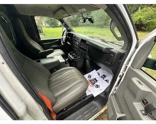 CHEVROLET 2500 EXPRESS Complete Vehicle