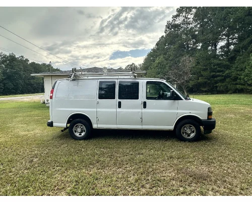 CHEVROLET 2500 EXPRESS Complete Vehicle
