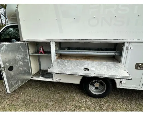 CHEVROLET 3500 EXPRESS Complete Vehicle