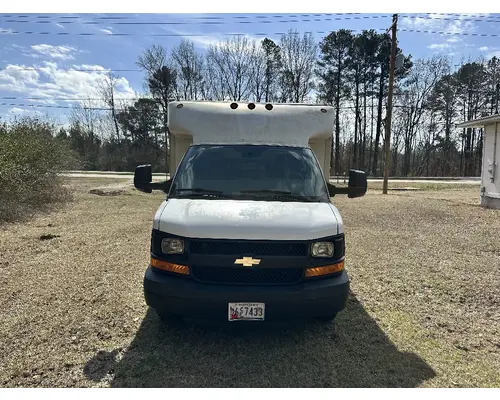 CHEVROLET 3500 EXPRESS Complete Vehicle