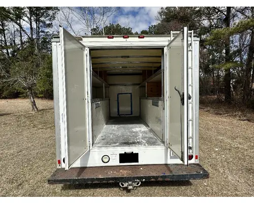 CHEVROLET 3500 EXPRESS Complete Vehicle