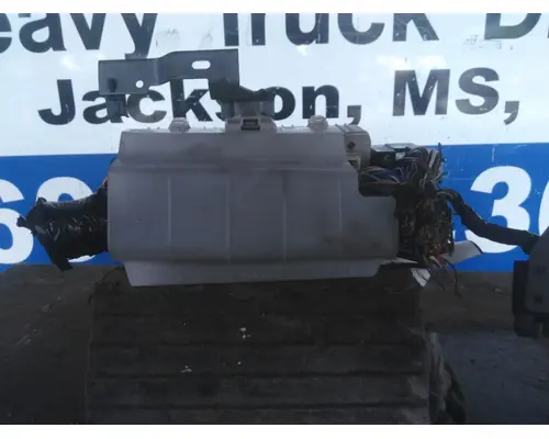CHEVROLET 4500HD LCF FUSE BOX