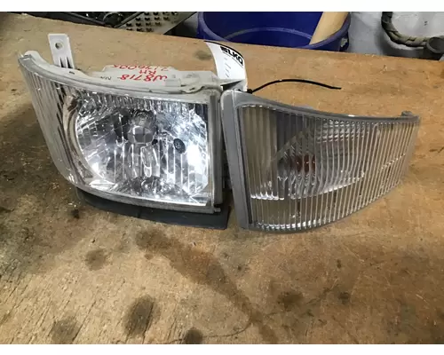 CHEVROLET 4500HD LCF HEADLAMP ASSEMBLY