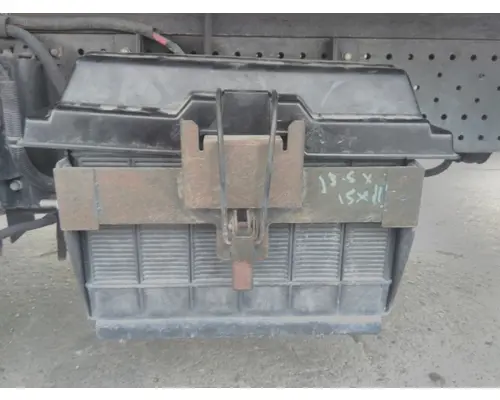CHEVROLET 4500XD LCF BATTERY BOX