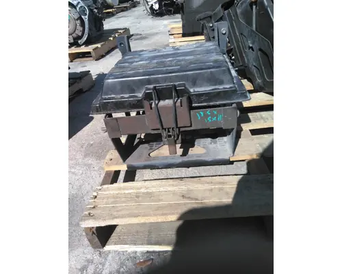 CHEVROLET 4500XD LCF BATTERY BOX