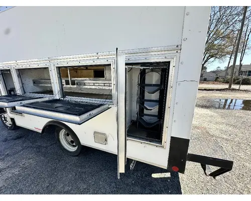 CHEVROLET 4500XD LCF Complete Vehicle