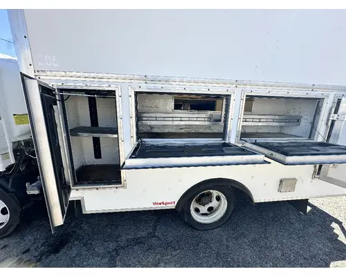 CHEVROLET 4500XD LCF Complete Vehicle