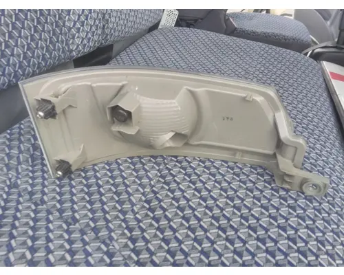 CHEVROLET 4500XD LCF TURN SIGNAL LIGHT