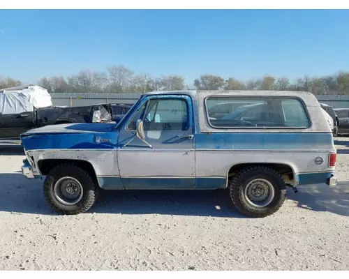 CHEVROLET BLAZER Complete Vehicle