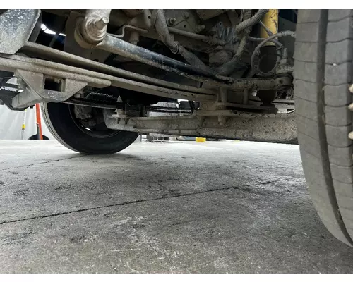 CHEVROLET C4500 Axle Beam (Front)