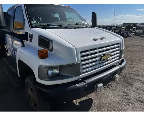 CHEVROLET C4500 Bumper Assembly, Front