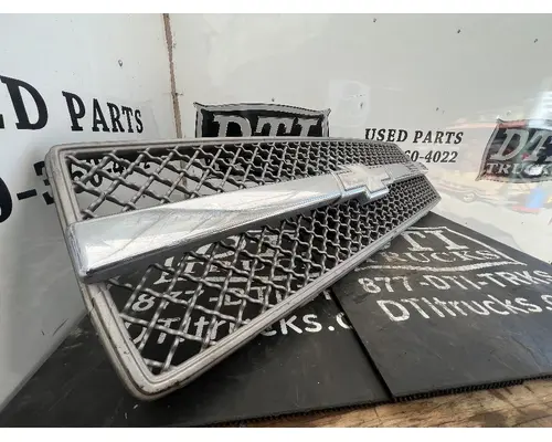 CHEVROLET C4500 Grille