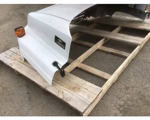CHEVROLET C4500 Hood