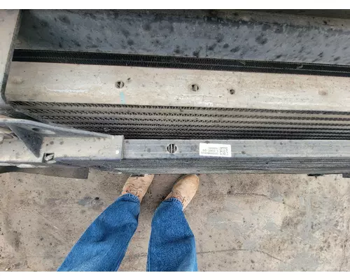 CHEVROLET C4500 Radiator