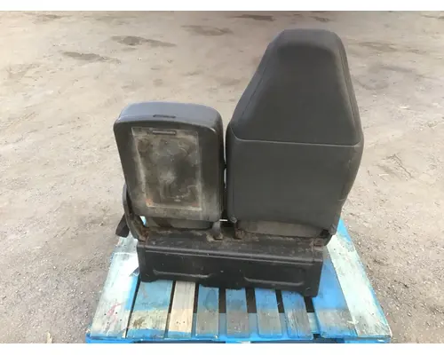 CHEVROLET C4500 Seat
