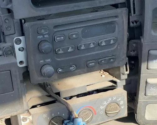 CHEVROLET C5500 (1ST GEN) Radio