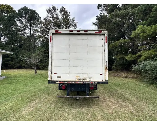 CHEVROLET C5500 Complete Vehicle