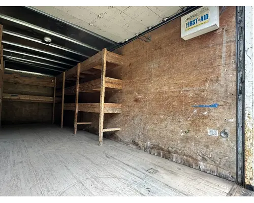 CHEVROLET C5500 Complete Vehicle