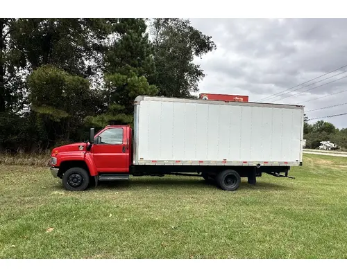 CHEVROLET C5500 Complete Vehicle