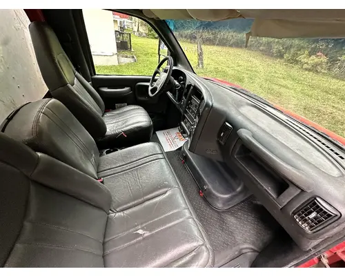 CHEVROLET C5500 Complete Vehicle