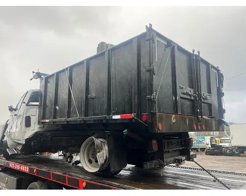 CHEVROLET C5500 Radiator