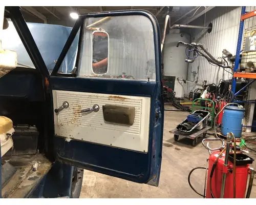 CHEVROLET C5 Door Assembly, Front