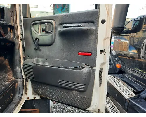 CHEVROLET C6500 2003-2010 DOOR ASSEMBLY, FRONT