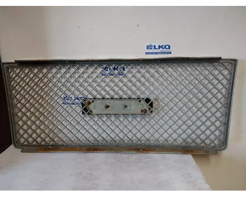 CHEVROLET C6500 2003-2010 GRILLE