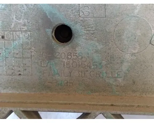 CHEVROLET C6500 2003-2010 GRILLE