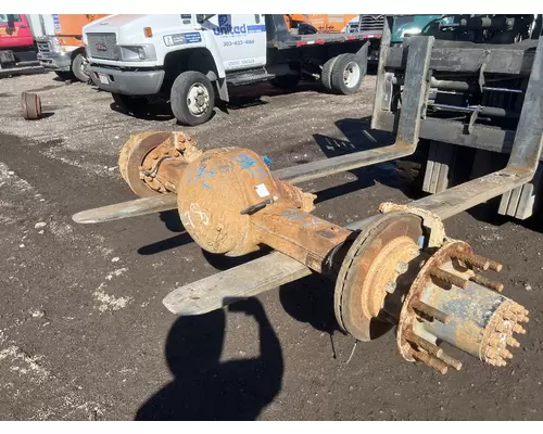 CHEVROLET C6500 Axle Assembly, Rear