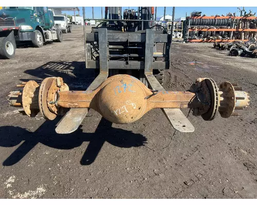 CHEVROLET C6500 Axle Assembly, Rear