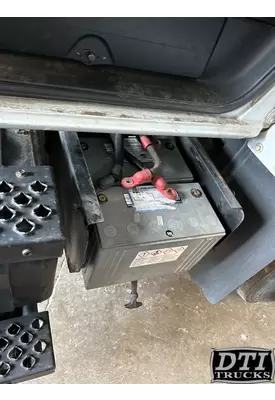 CHEVROLET C6500 Battery Box