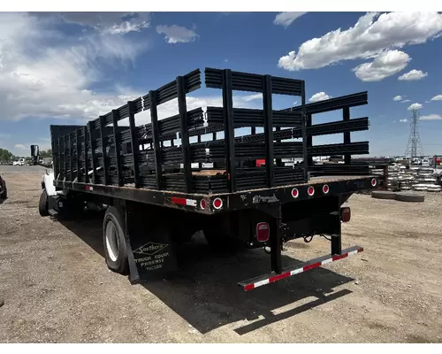 CHEVROLET C6500 Box  Bed