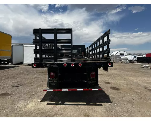 CHEVROLET C6500 Box  Bed