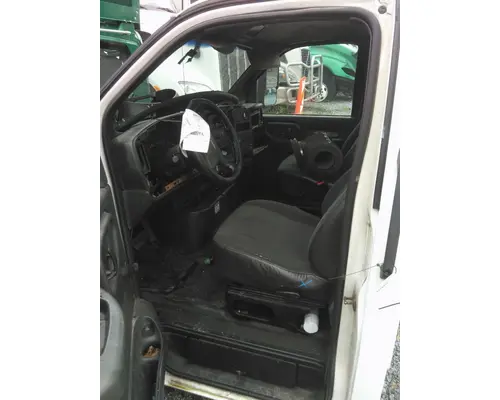 CHEVROLET C6500 CAB