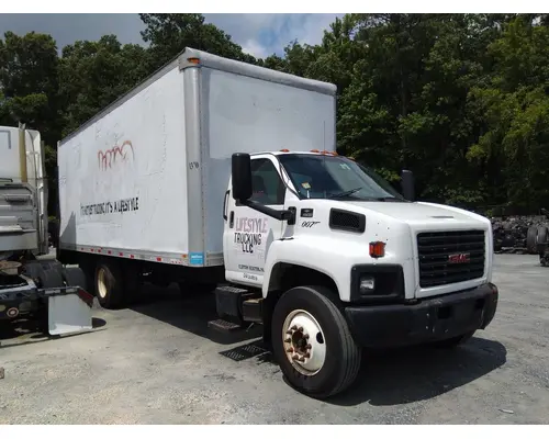 CHEVROLET C6500 CAB