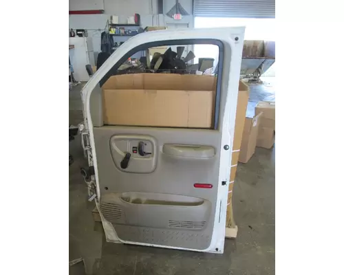 CHEVROLET C6500 DOOR ASSEMBLY, FRONT