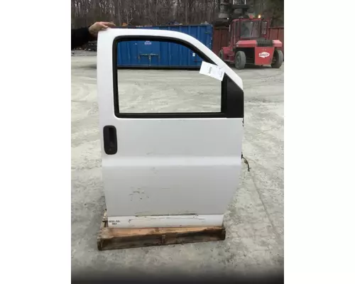 CHEVROLET C6500 DOOR ASSEMBLY, FRONT