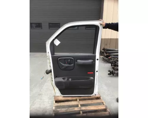 CHEVROLET C6500 DOOR ASSEMBLY, FRONT