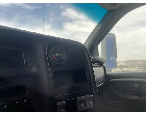 CHEVROLET C6500 Dash Assembly